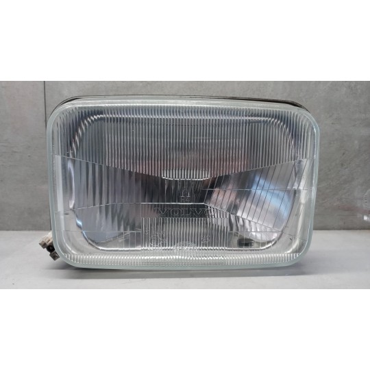 RIGHT HEADLIGHT VOLVO truck FM 7 used