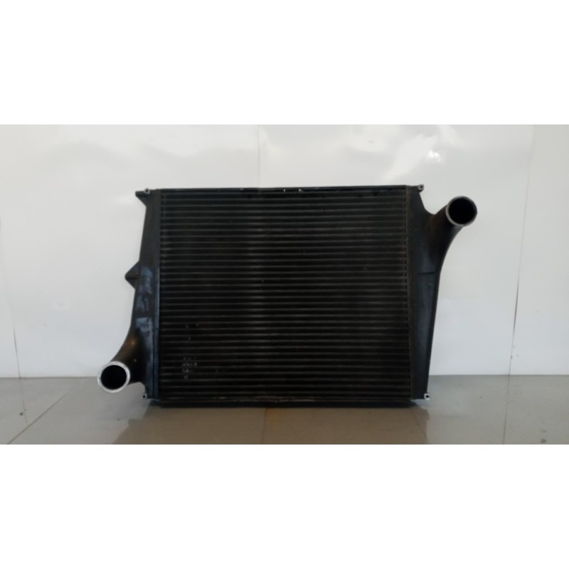 VOLVO truck RADIATORE INTERCOOLERS VOLVO truck FM 7 usato