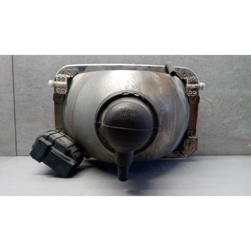 VOLVO truck FRONT LEFT FLASHLIGHT  VOLVO truck FM 7 used
