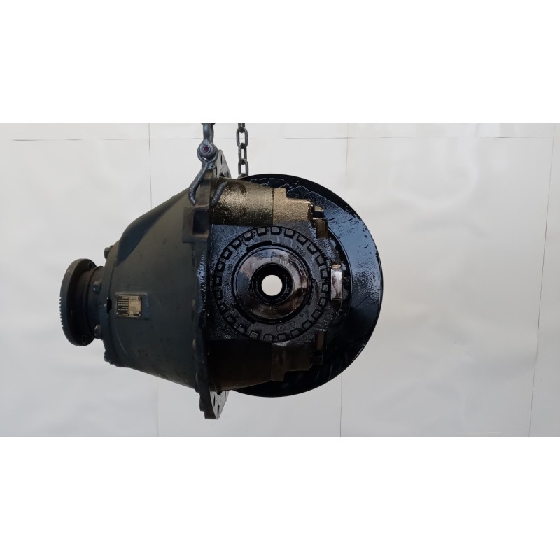 VOLVO truck GRUPPO DIFFERENZIALE POSTERIORE VOLVO truck FM 7 usato