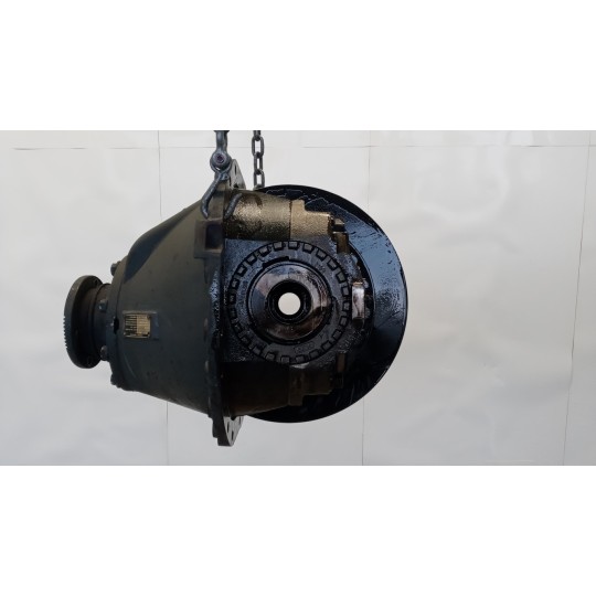 GRUPPO DIFFERENZIALE POSTERIORE VOLVO truck FM 7 usato