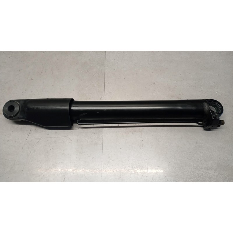 VOLVO truck CAB LIFT PISTON  VOLVO truck FM 7 used