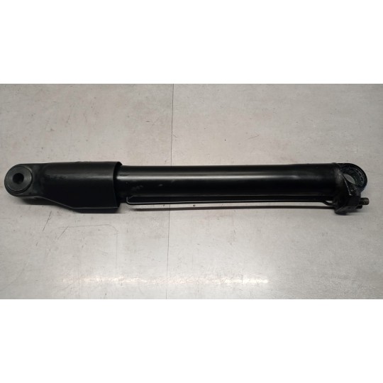 PISTONE ALZA CABINA VOLVO truck FM 7 usato