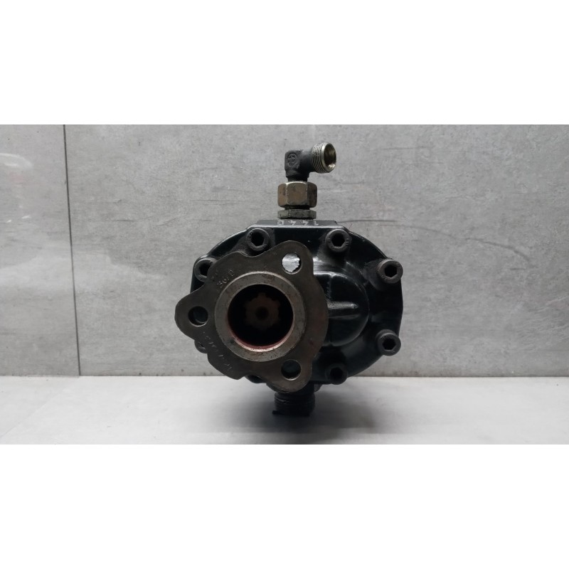 VOLVO truck HYDRAULIC PUMP  VOLVO truck FM 7 used