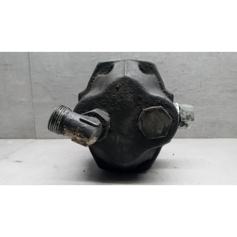 VOLVO truck HYDRAULIC PUMP  VOLVO truck FM 7 used