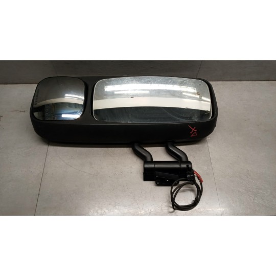 RIGHT ELETRIC REAR-VIEW MIRROR  VOLVO truck FM 7 used