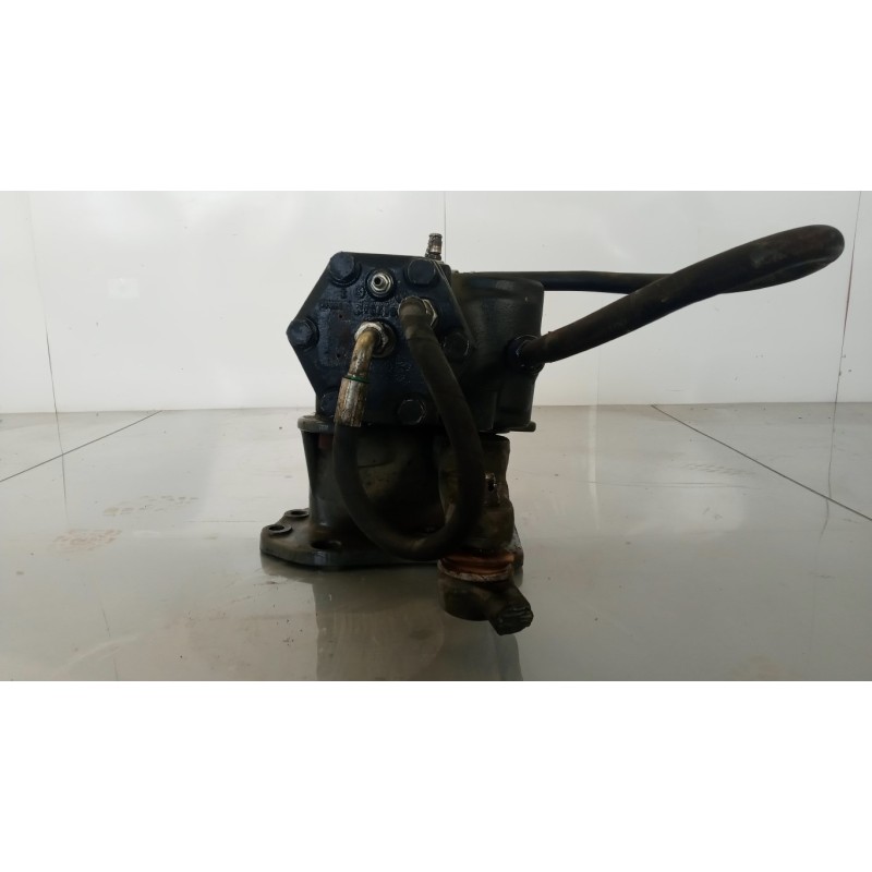 VOLVO truck STEERING BOX VOLVO truck FM 7 used