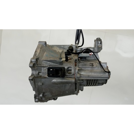 GEARBOXES  OPEL van Combo E 2018> used