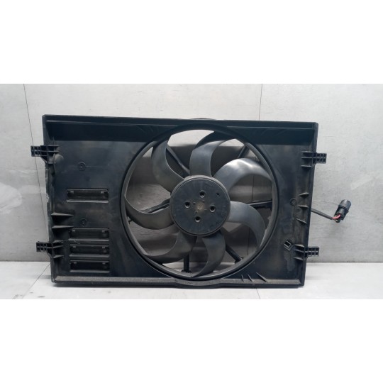 CONVOGLIATORE ELETTROVENTOLA VOLKSWAGEN Golf 7 2012>2016 usato