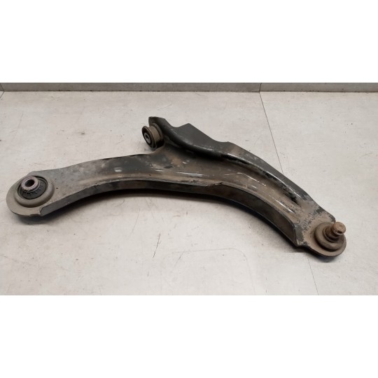 CONTROL ARM FRONT LOWER RIGHT  RENAULT Clio 2012>2016 used
