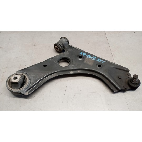 BRACCIO OSCILLANTE ANTERIORE INFERIORE DESTRO FIAT Doblo' 2015> usato