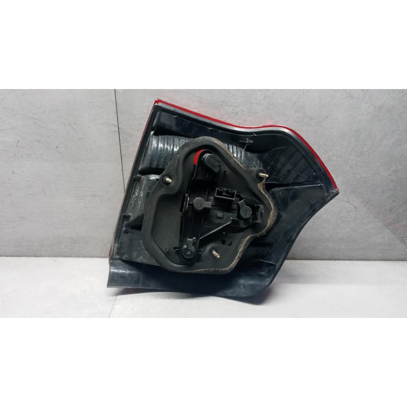 TOYOTA RIGHT REAR LIGHT TOYOTA Corolla 2002>2004 used