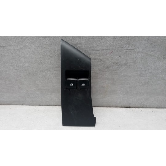 INTERRUTTORI E PULSANTI ALZAVETRI OPEL Astra J 2012>2015 usato