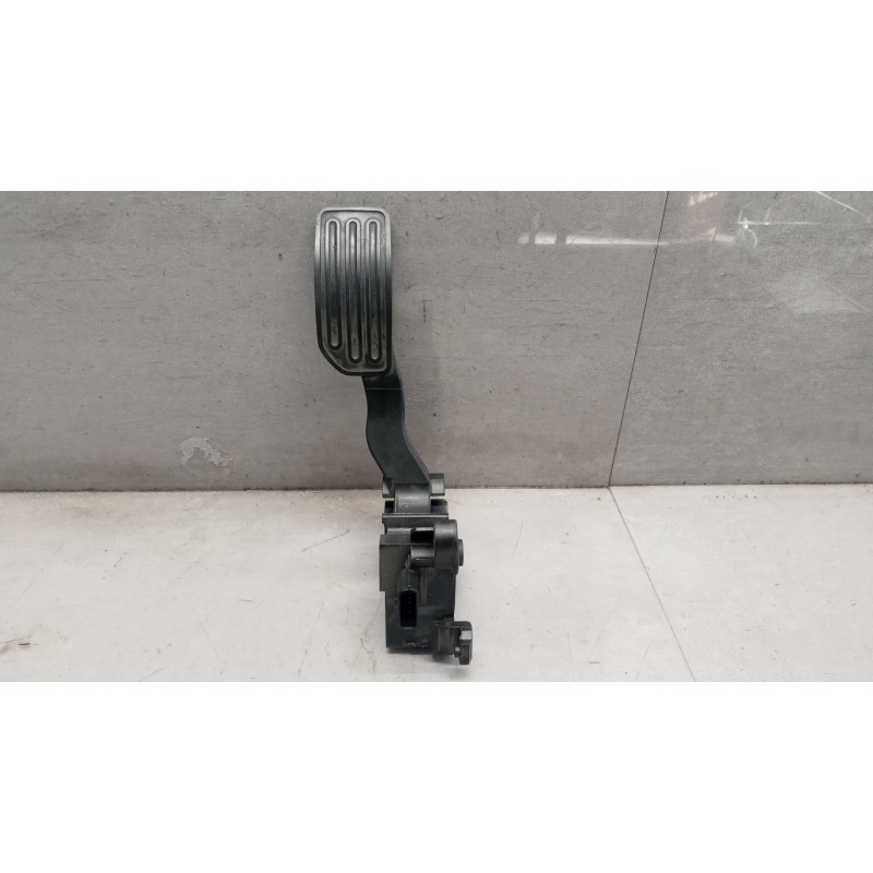 NISSAN ELETRONIC THROTTLE PEDAL  NISSAN Micra 2014 >2017 used