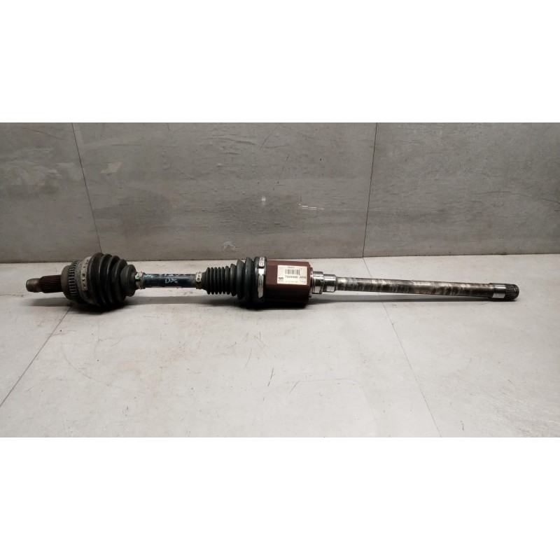 BMW FRONT HALF-AXLES RIGHT  BMW Serie 3 (E90-E91) 2008>2011 used