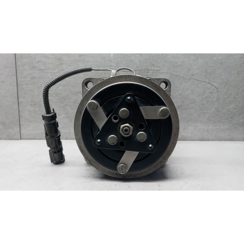 MAN AIR CONDITIONER COMPRESSOR MAN TG-A 2000>2007 used