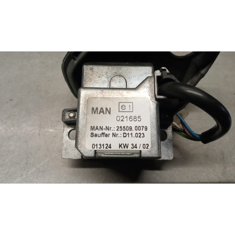 MAN VARIOUS SWITCHES AND BUTTONS C  MAN TG-A 2000>2007 used