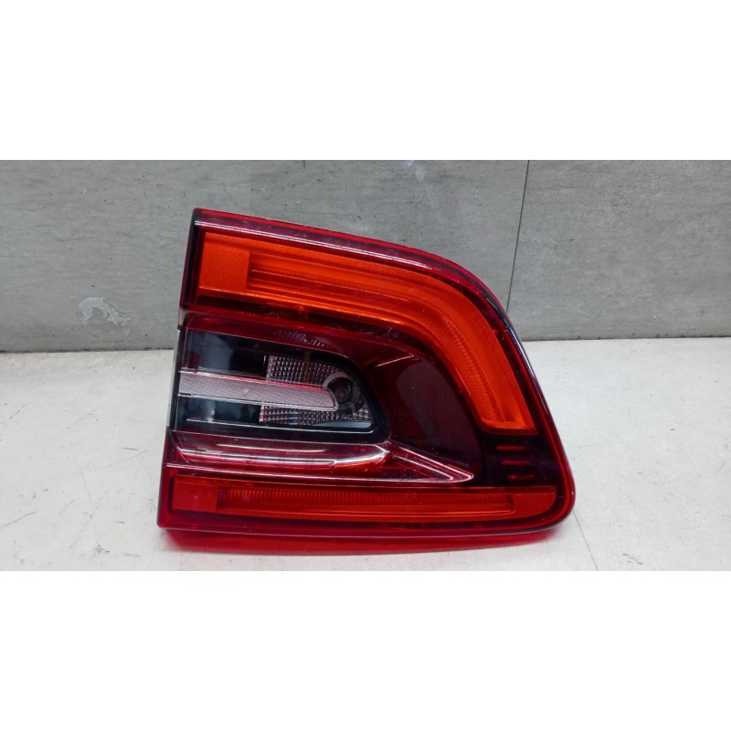 RENAULT FARO POST INTERNO LED DESTRO RENAULT Kadjar 2015>2018 usato