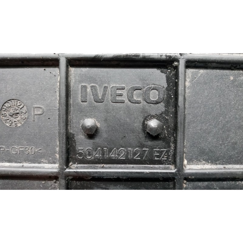 IVECO SCATOLA FILTRO IVECO EUROCARGO 2005>2008 usato