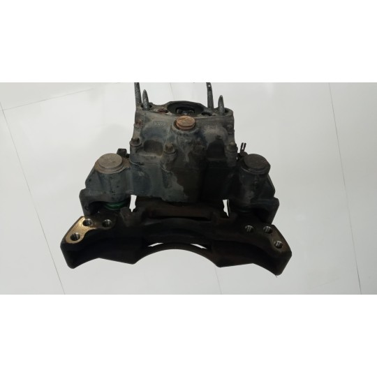 PINZA POSTERIORE DESTRA IVECO EUROCARGO 2005>2008 usato