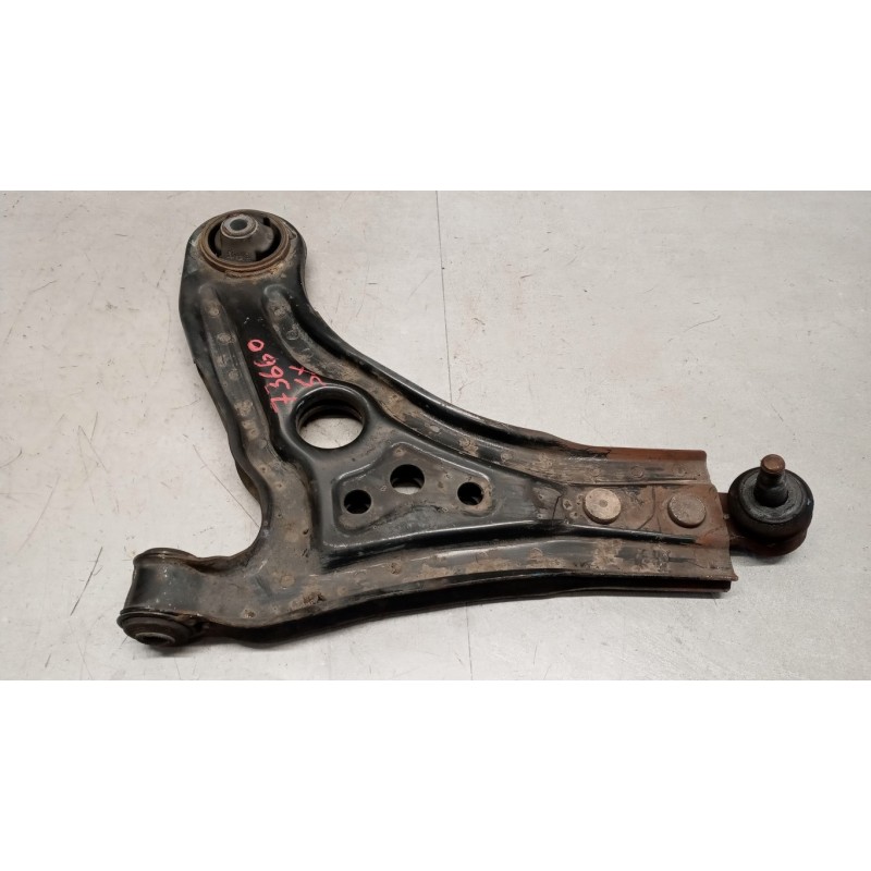 CHEVROLET BRACCIO OSCILLANTE ANTERIORE INFERIORE SINISTRO CHEVROLET Aveo 2008>2011 usato
