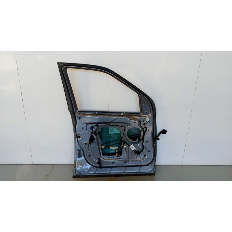 LAND ROVER LEFT FRONT DOOR LAND ROVER Freelander 2010>2015 used