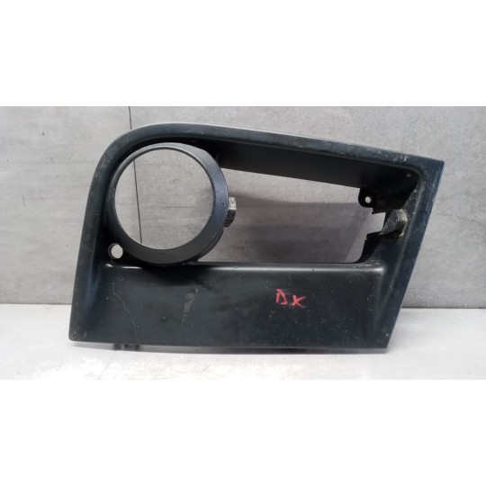 GRIGLIA PARAURTI ANT.DX MERCEDES-BENZ truck Actros euro 6 2014>2021 usato