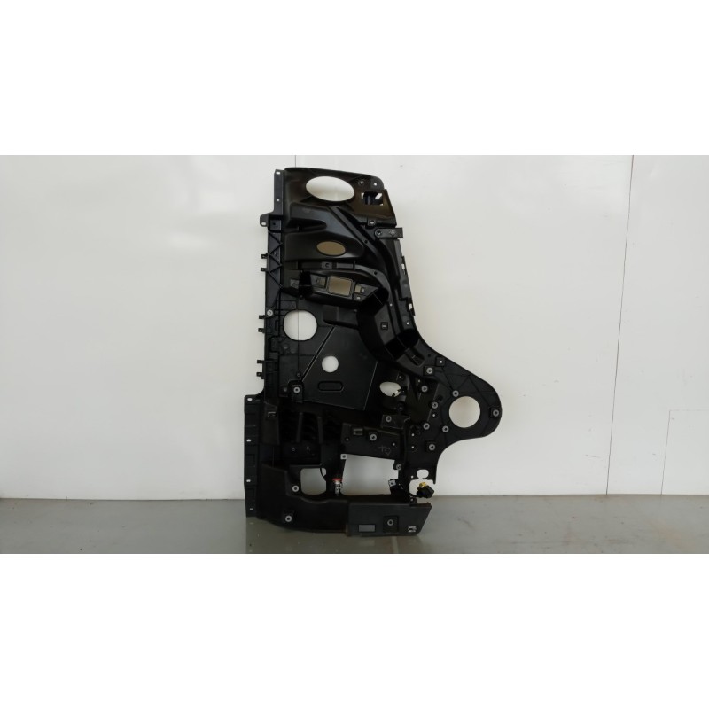 MERCEDES-BENZ truck SEDE FARI DESTRO MERCEDES-BENZ truck Actros euro 6 2014>2021 usato