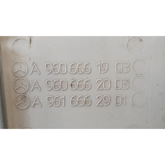 PEDANA SALITA A/DX MERCEDES-BENZ truck Actros euro 6 2014>2021 usato