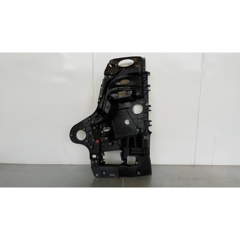 MERCEDES-BENZ truck SEDE FARI SINISTRO MERCEDES-BENZ truck Actros euro 6 2014>2021 usato