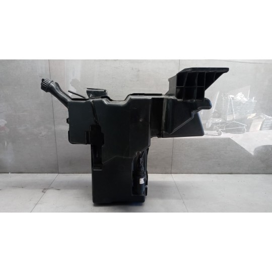 VASCHETTA ACQUA TERGI PARABREZZA MERCEDES-BENZ truck Actros euro 6 2014>2021 usato