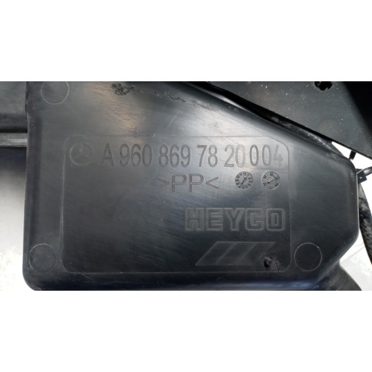 VASCHETTA ACQUA TERGI PARABREZZA MERCEDES-BENZ truck Actros euro 6 2014>2021 usato