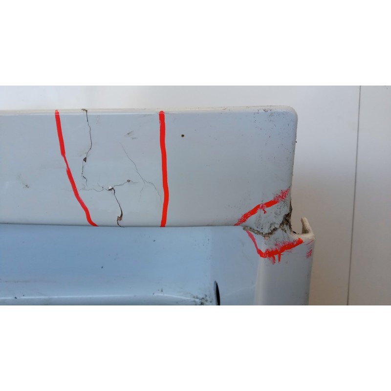 MERCEDES-BENZ truck PARAFANGO ANTERIORE DESTRO MERCEDES-BENZ truck Actros euro 6 2014>2021 usato