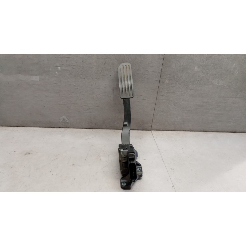 LAND ROVER ELETRONIC THROTTLE PEDAL  LAND ROVER Freelander 2010>2015 used