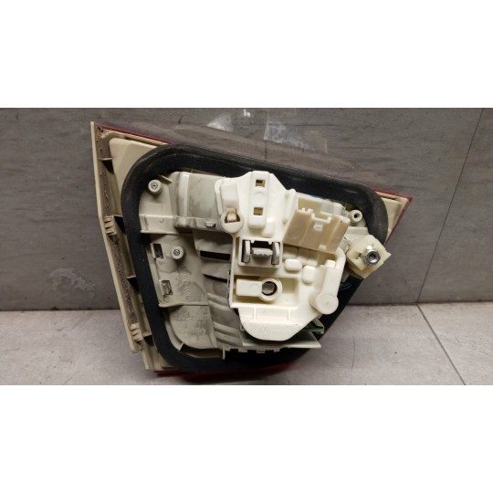 FARO POST INTERNO LED DESTRO BMW Serie 3 (E90-E91) 2008>2011 usato