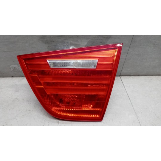 FARO POST INTERNO LED DESTRO BMW Serie 3 (E90-E91) 2008>2011 usato