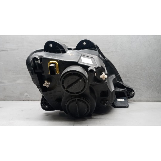 FARO ANTERIORE SINISTRO DAF XF106 usato