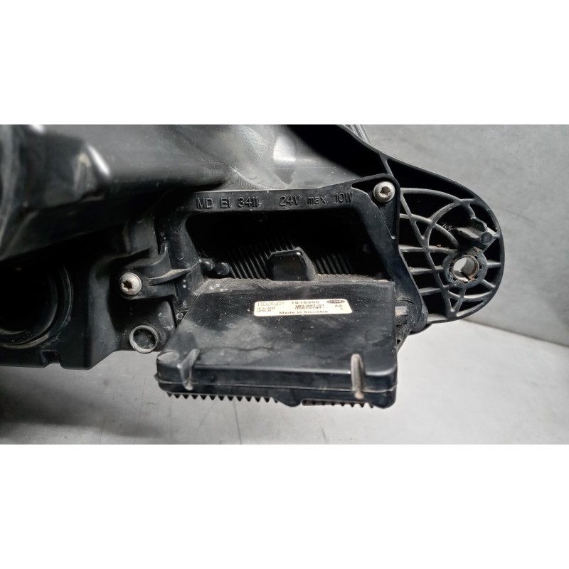 DAF FARO ANTERIORE SINISTRO DAF XF106 usato