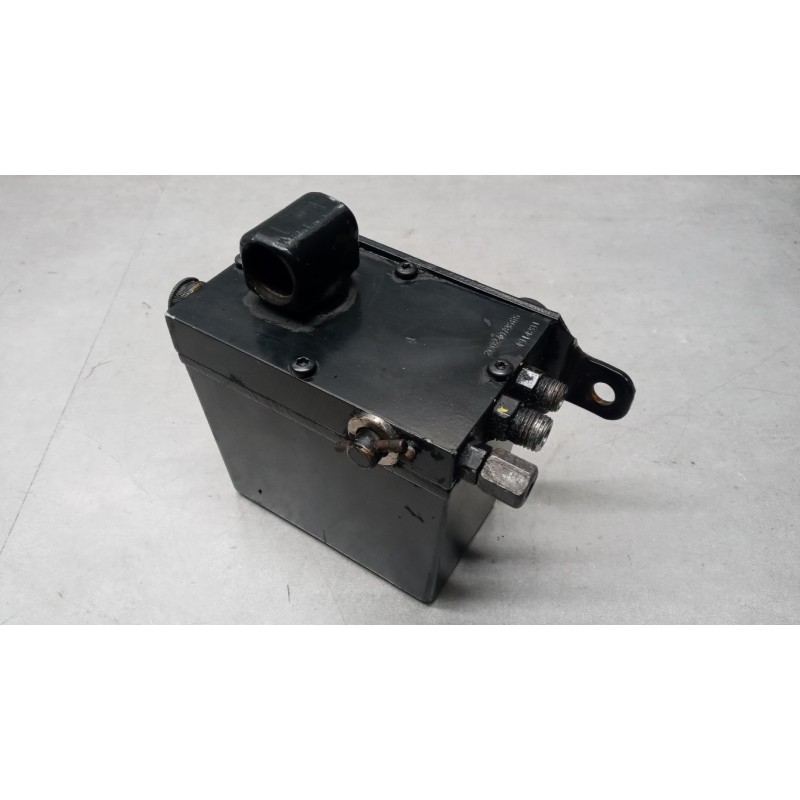 DAF CAB LIFT PUMP  DAF XF106 used