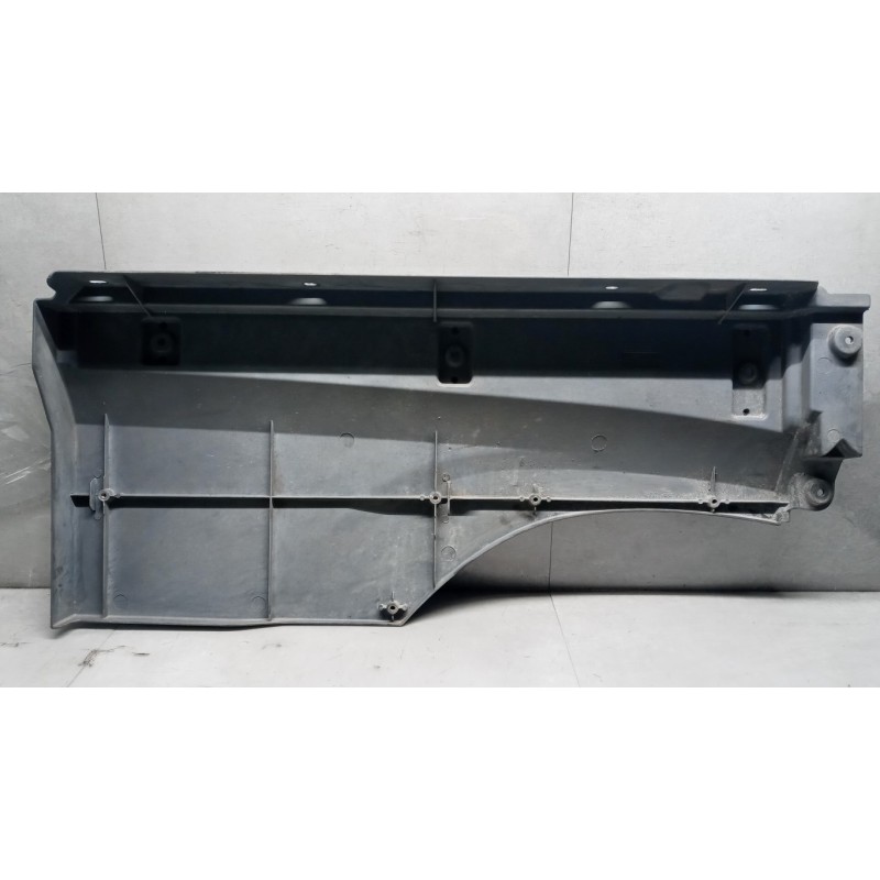 DAF PLASTICHE ESTERNE VARIE DAF XF106 usato