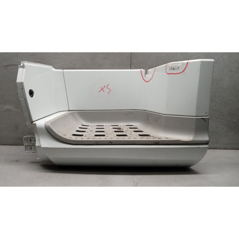 DAF PEDANA SALITA A/SX DAF XF106 usato