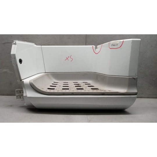 PEDANA SALITA A/SX DAF XF106 usato