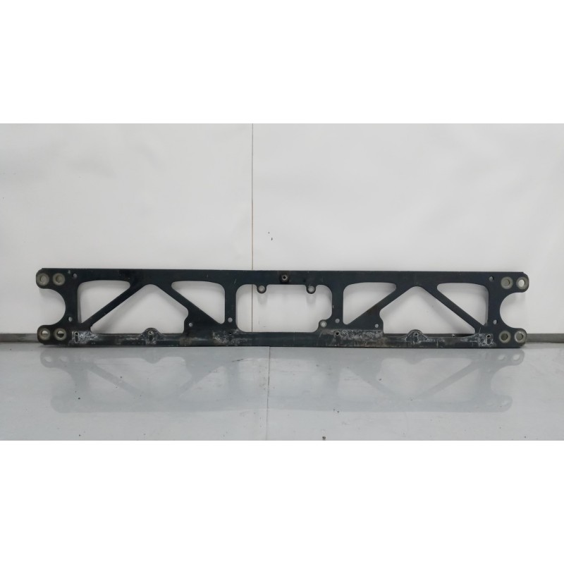 DAF TRAVERSA ANTERIORE DAF XF106 usato