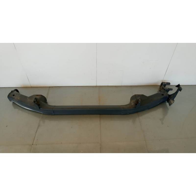 DAF TRAVERSA ANTERIORE PARAURTO DAF XF106 usato