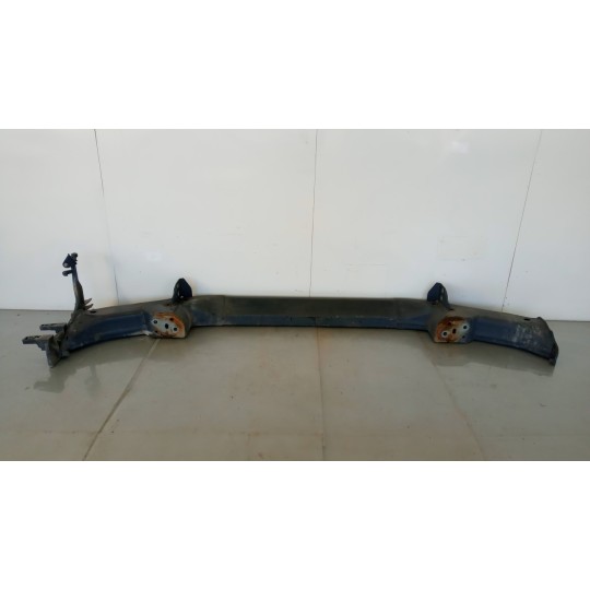 TRAVERSA ANTERIORE PARAURTO DAF XF106 usato