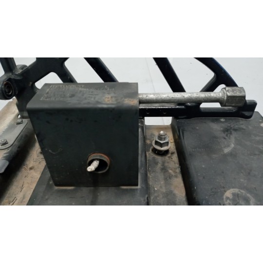 HOLDER WHEEL DAF XF106 used