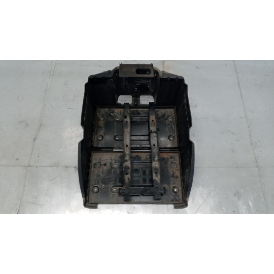 PORTA BATTERIA DAF XF106 usato