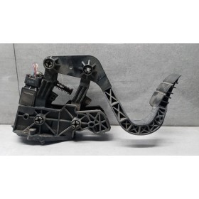 PEDALE ACCELERAZIONE...