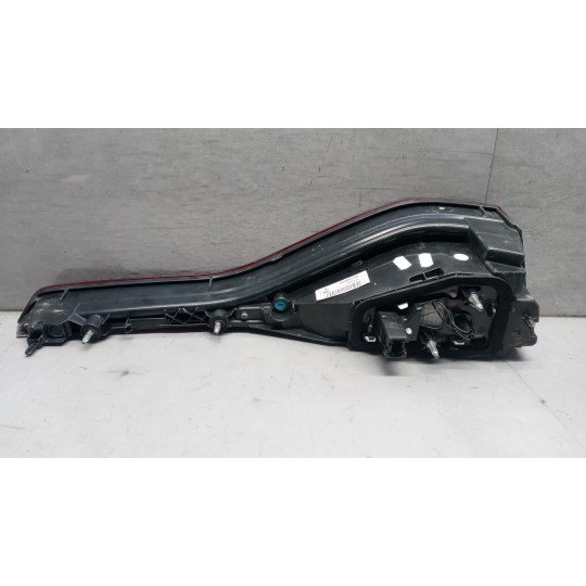 FARO POST INTERNO LED DESTRO RENAULT Megane 2016>2020 usato