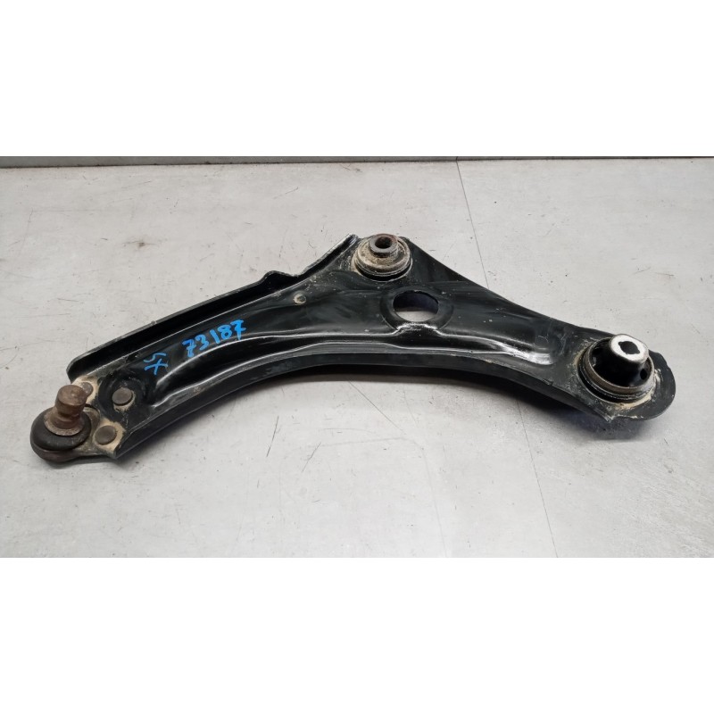 RENAULT CONTROL ARM FRONT LOWER LEFT  RENAULT Megane 2016>2020 used